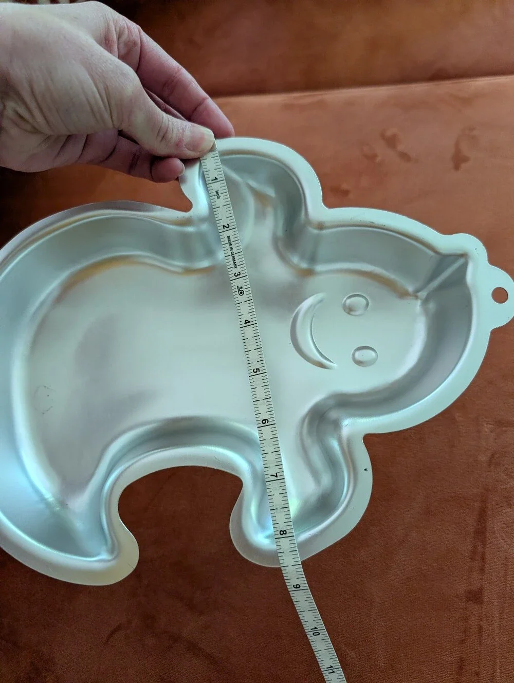 Halloween Smiling Ghost Cake Pan